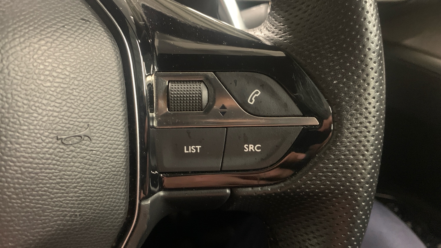 Used Peugeot 3008 2023 for sale - 76350364: Photo 24