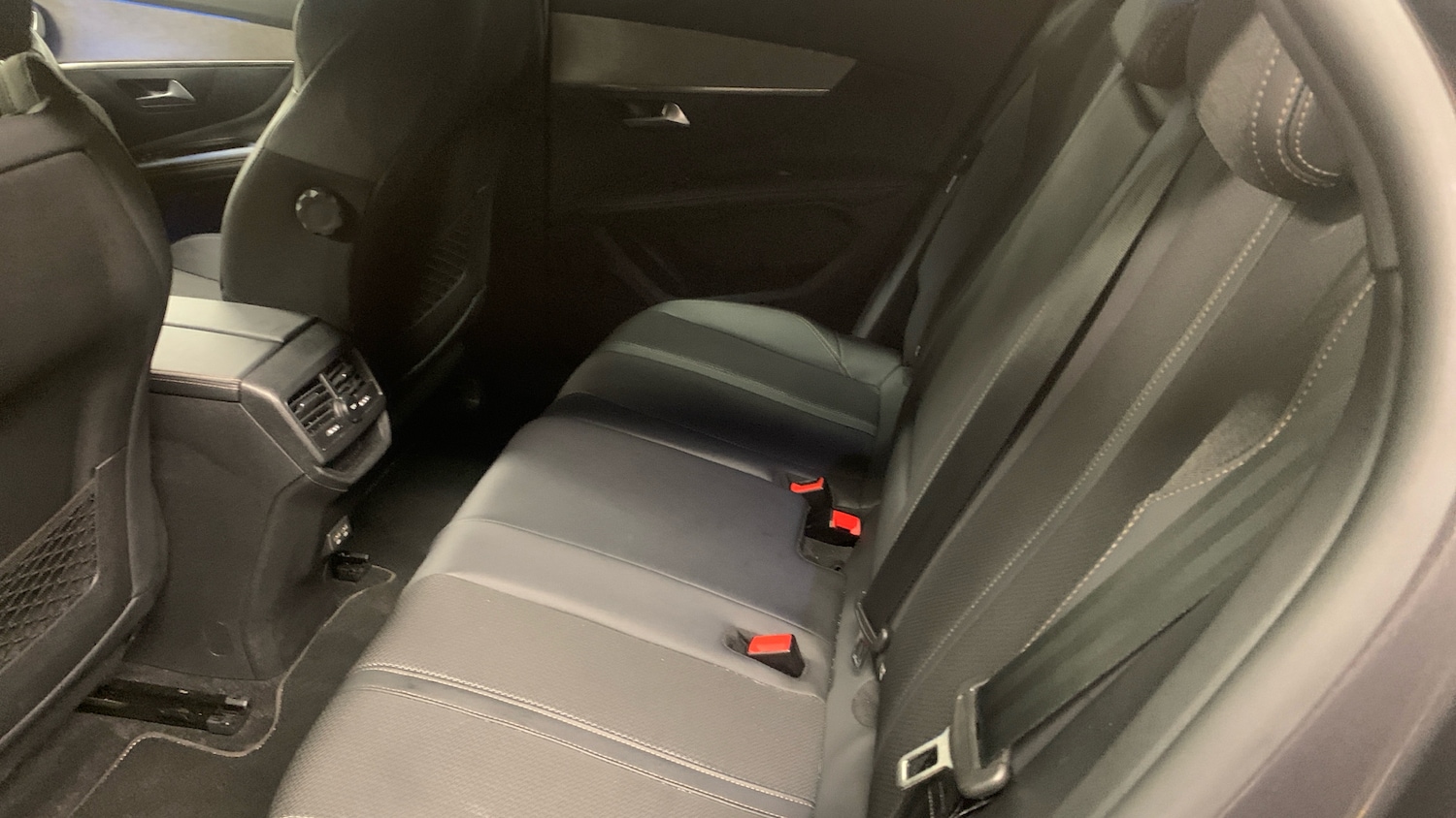 Used Peugeot 3008 2023 for sale - 76350364: Photo 33