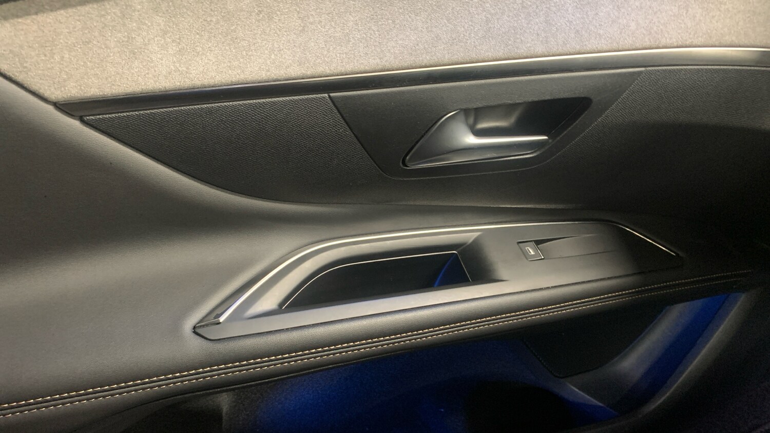 Used Peugeot 3008 2023 for sale - 76350364: Photo 41