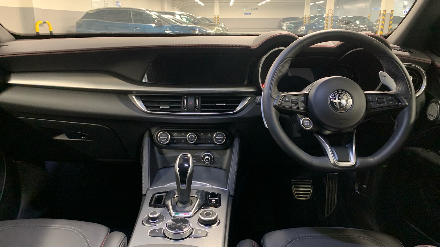 Used Alfa Romeo Stelvio 2025 for sale - 77176162: Photo 5