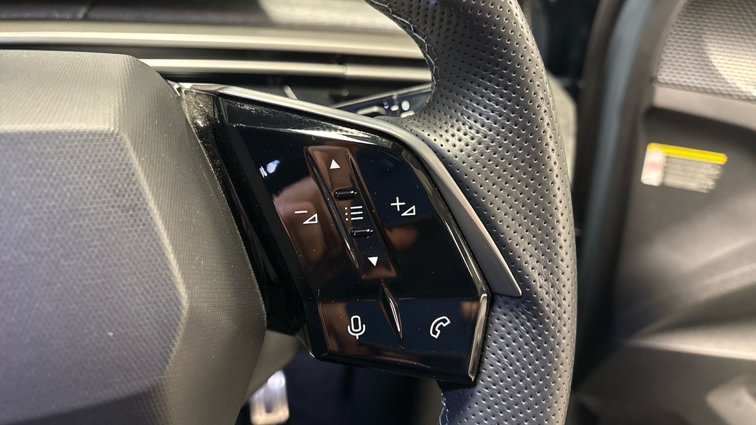 Used Peugeot 5008 2025 for sale - 77280484: Photo 25