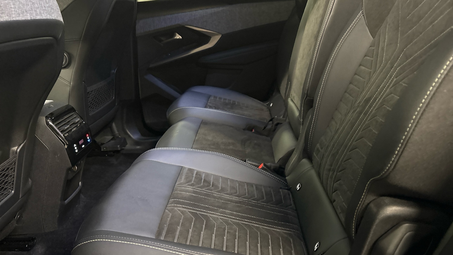 Used Peugeot 5008 2025 for sale - 77280484: Photo 34