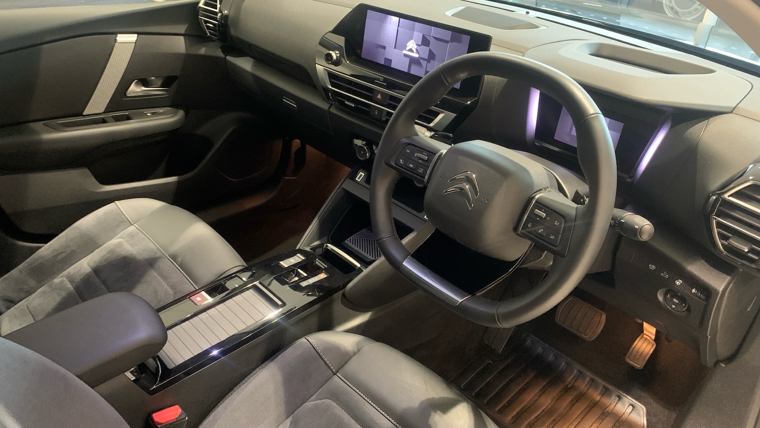 Used Citroen C4 X 2024 for sale - 77672506: Photo 11