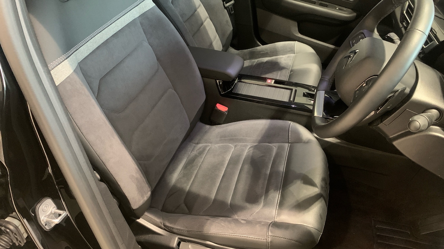 Used Citroen C4 X 2024 for sale - 77672506: Photo 25