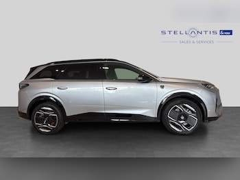 Used Peugeot 5008 2024 for sale - 79304956: Photo