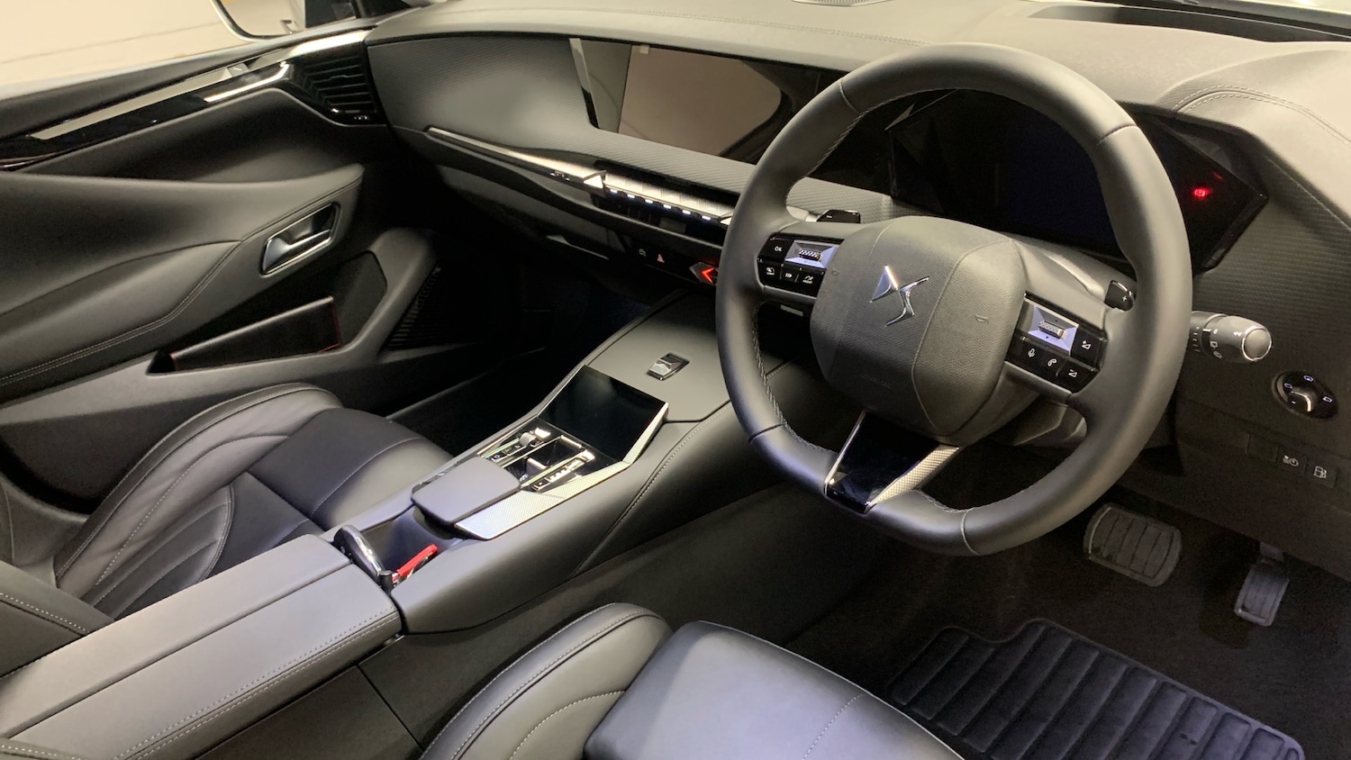 Used DS Automobiles DS 4 2025 for sale - 76486463: Photo 11