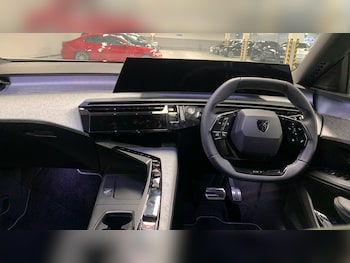 Used Peugeot 5008 2024 for sale - 76228665: Photo 4