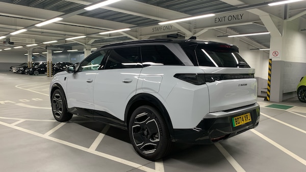 Used Peugeot 5008 2024 for sale - 76228665: Photo 5