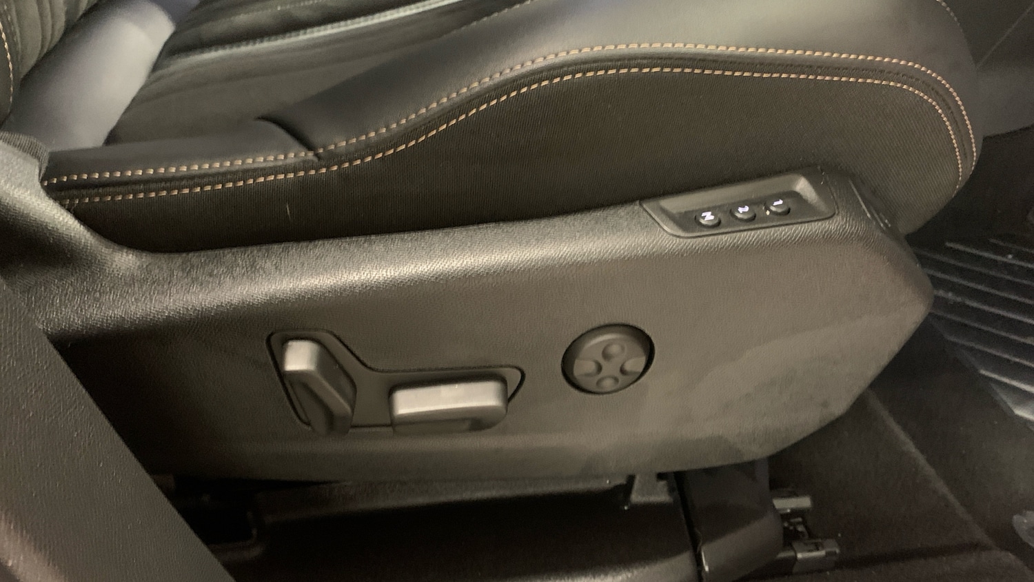 Used Peugeot 5008 2022 for sale - 77204908: Photo 47