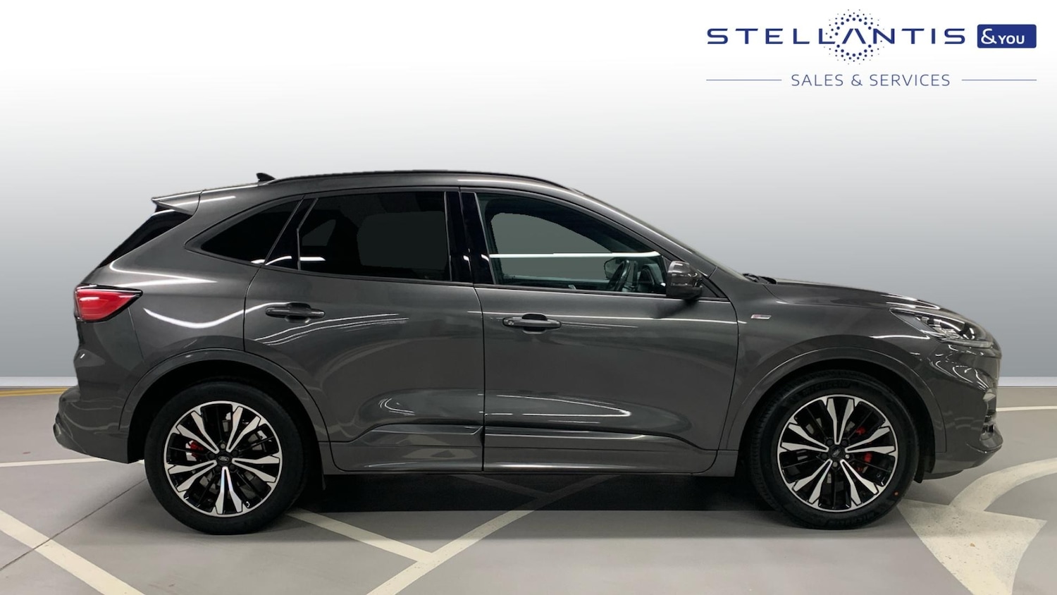 Used Ford Kuga 2022 for sale - 76419703: Photo 2