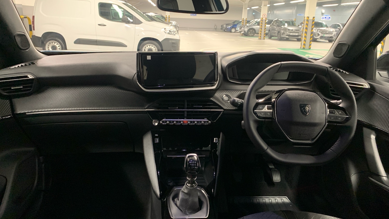 Used Peugeot 2008 2025 for sale - 76593335: Photo 5