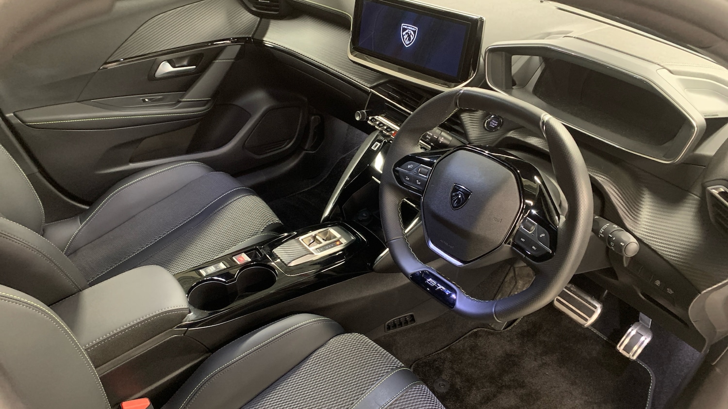 Used Peugeot 208 2025 for sale - 76927445: Photo 11