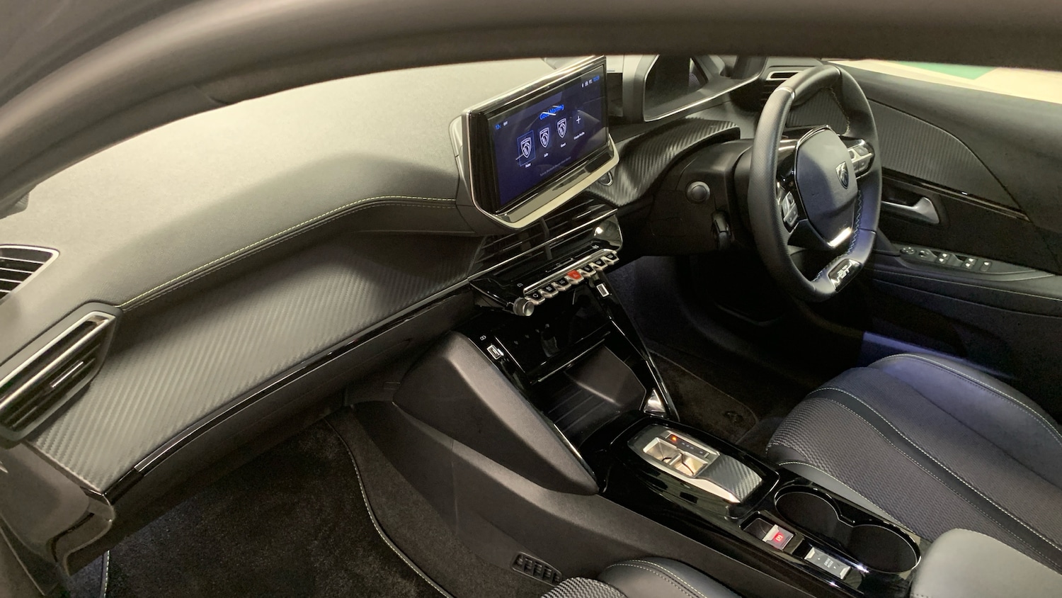 Used Peugeot 208 2025 for sale - 76927445: Photo 12