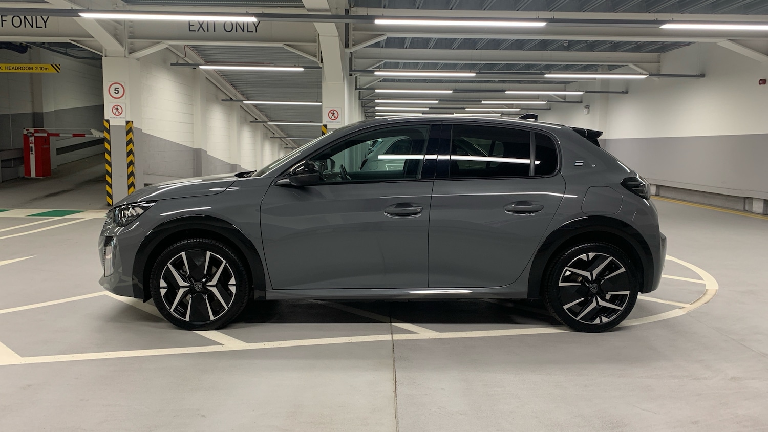 Used Peugeot 208 2025 for sale - 76927445: Photo 6