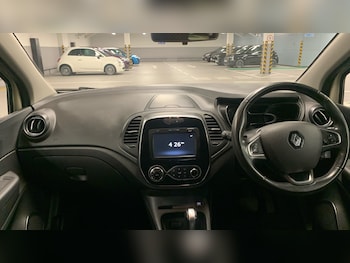 Used Renault Captur 2018 for sale - 75540900: Photo