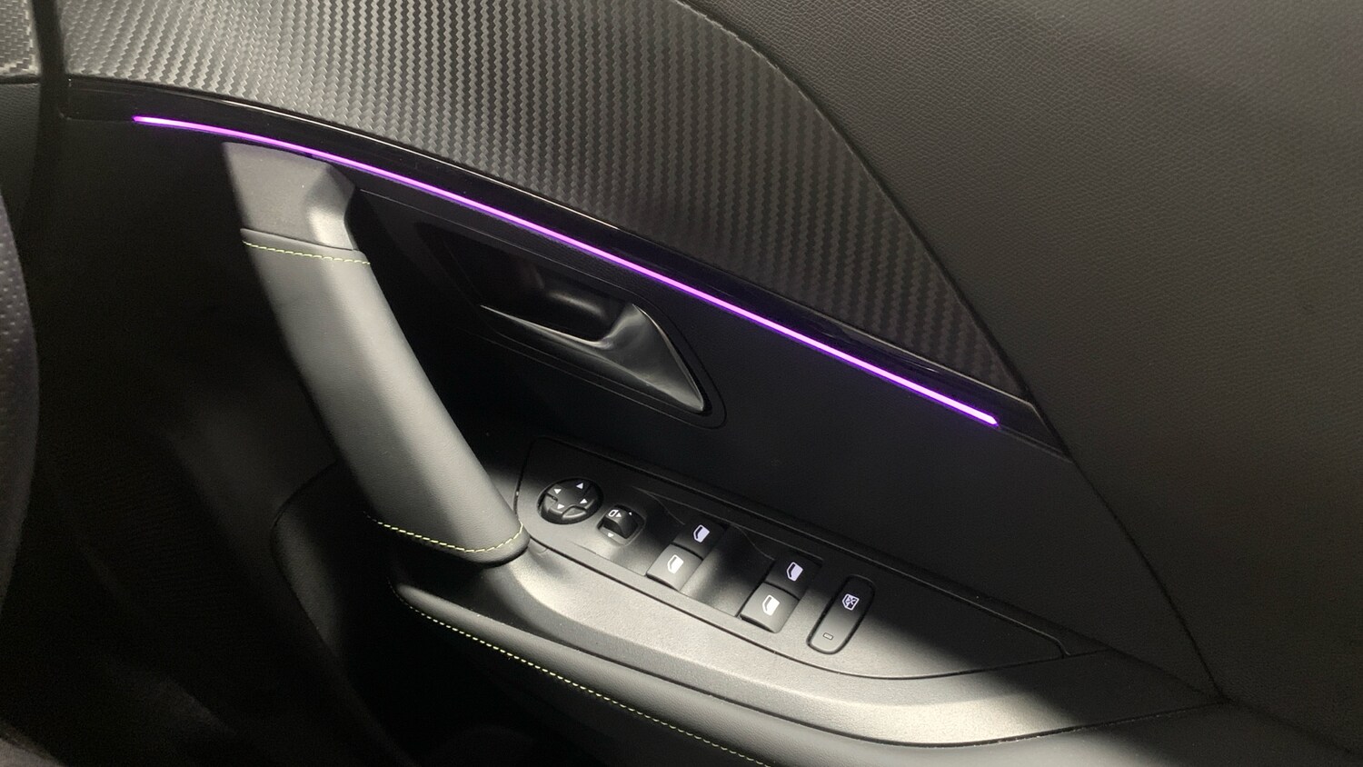 Used Peugeot 2008 2024 for sale - 77613571: Photo 22