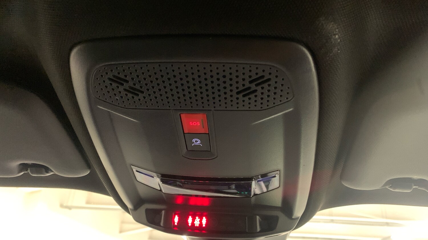 Used Peugeot 2008 2024 for sale - 77613571: Photo 38