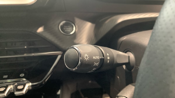 Used Peugeot 208 2022 for sale - 76003063: Photo 27