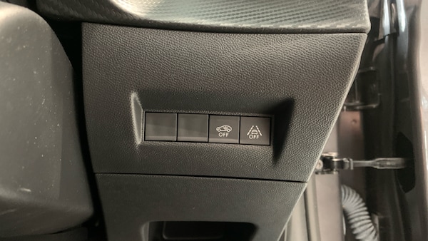 Used Peugeot 208 2022 for sale - 76003063: Photo 34