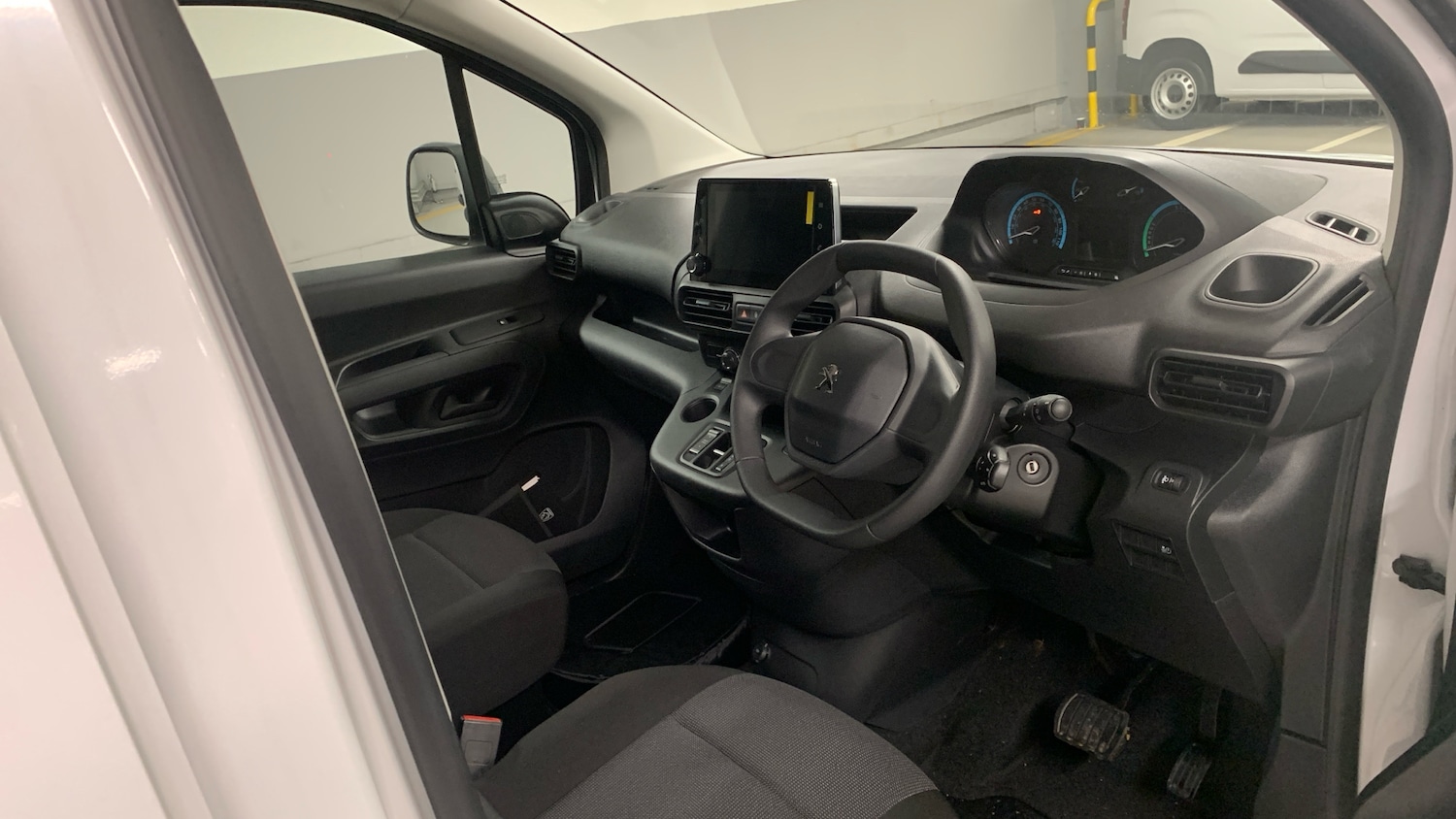 Used Peugeot Partner 2023 for sale - 76634733: Photo 11