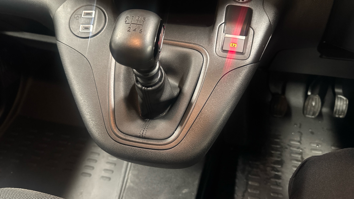 Used Peugeot Partner 2025 for sale - 76803273: Photo 20