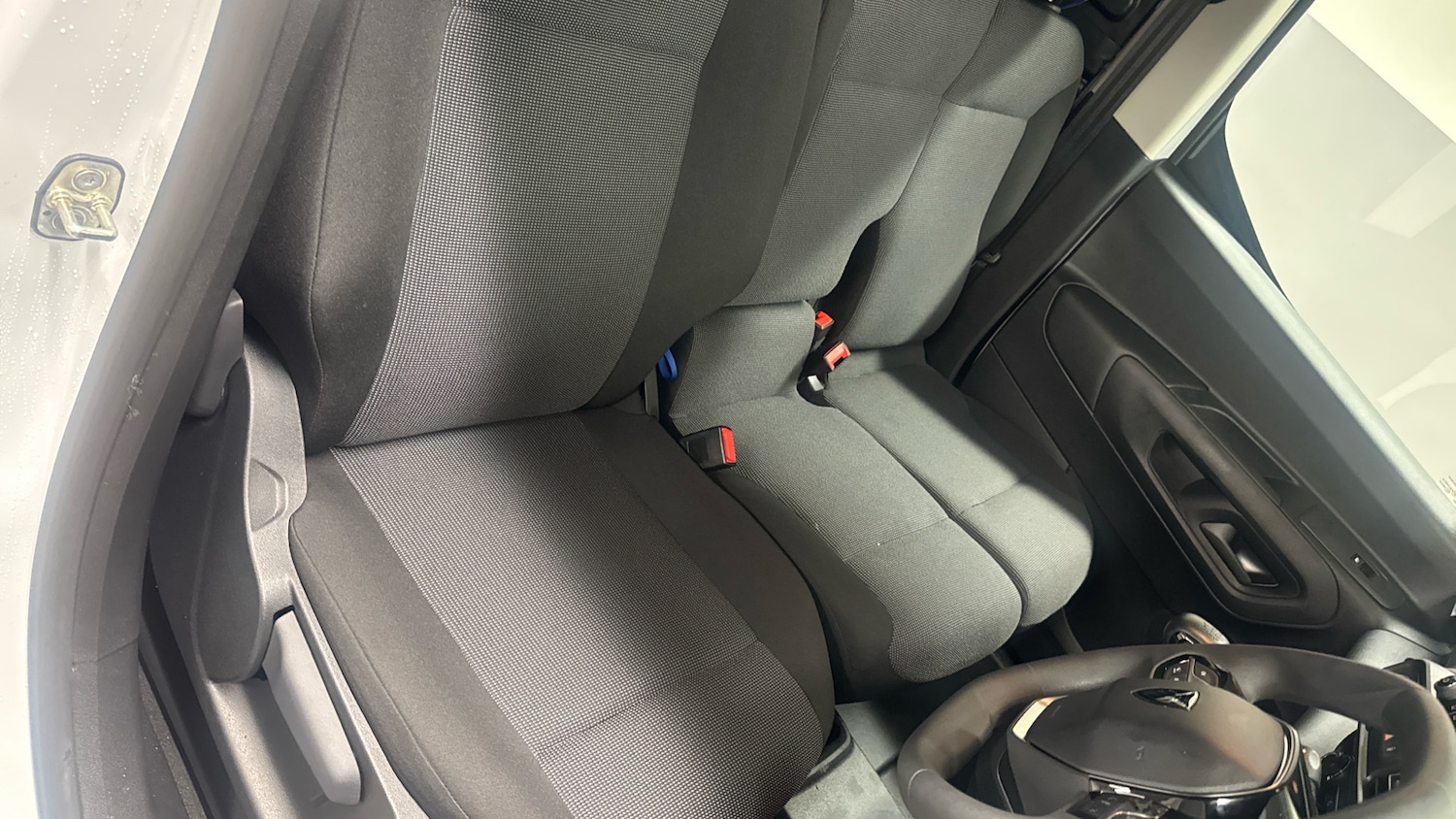 Used Peugeot Partner 2025 for sale - 76803273: Photo 25