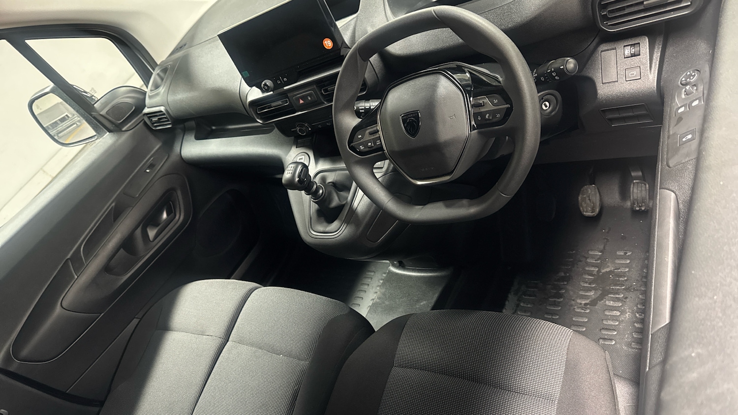 Used Peugeot Partner 2025 for sale - 76803273: Photo 4