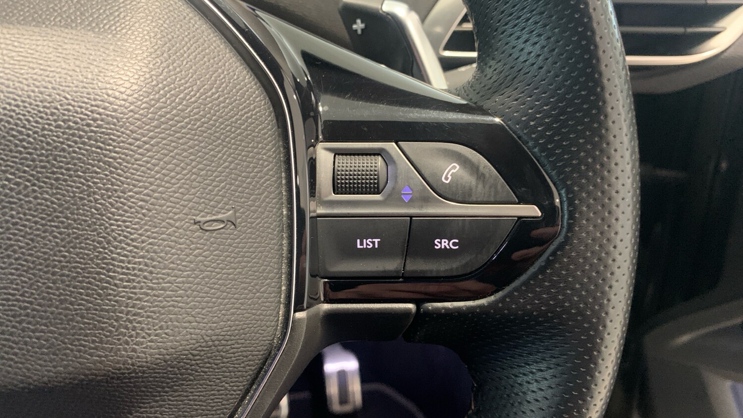 Used Peugeot 5008 2020 for sale - 75942580: Photo 24