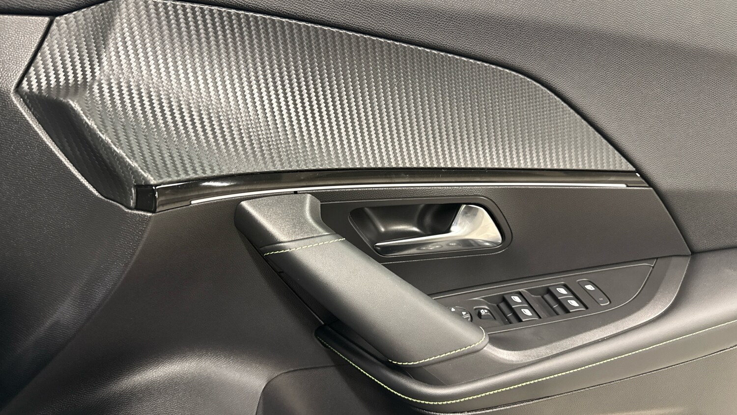 Used Peugeot 2008 2024 for sale - 77497969: Photo 22