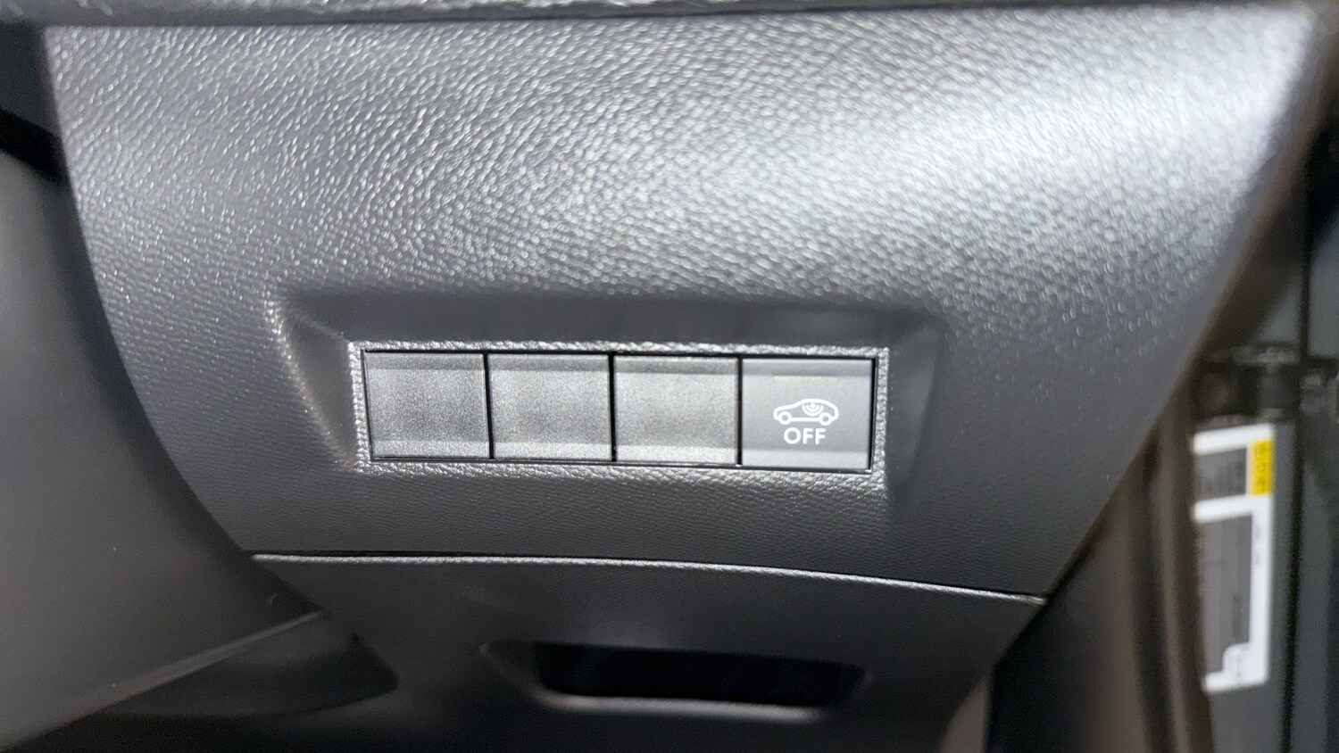 Used Peugeot 2008 2024 for sale - 77497969: Photo 34