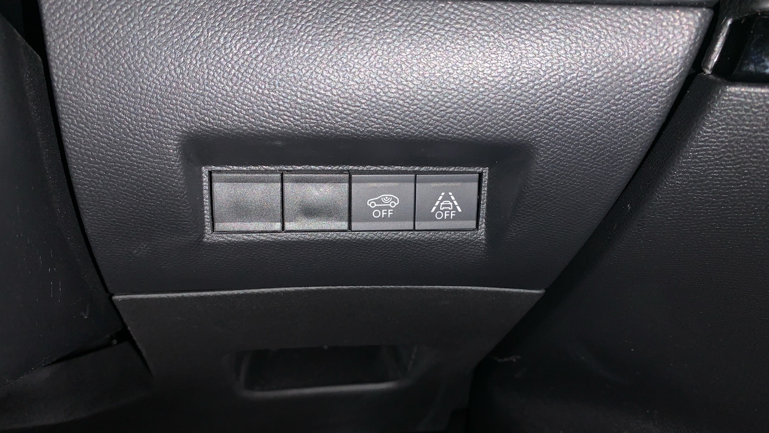 Used Peugeot 2008 2023 for sale - 76307966: Photo 34