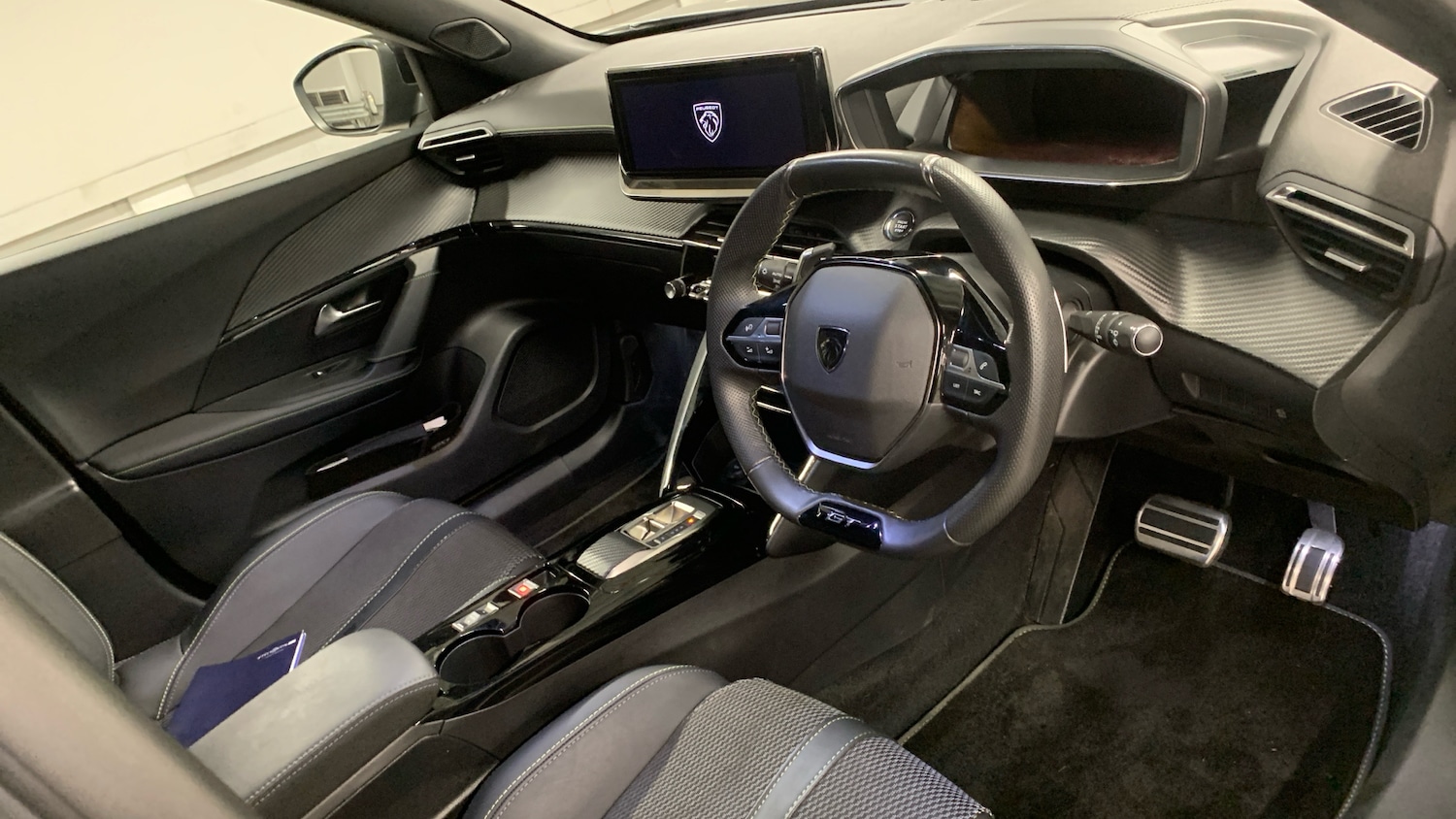 Used Peugeot 2008 2024 for sale - 77599603: Photo 11