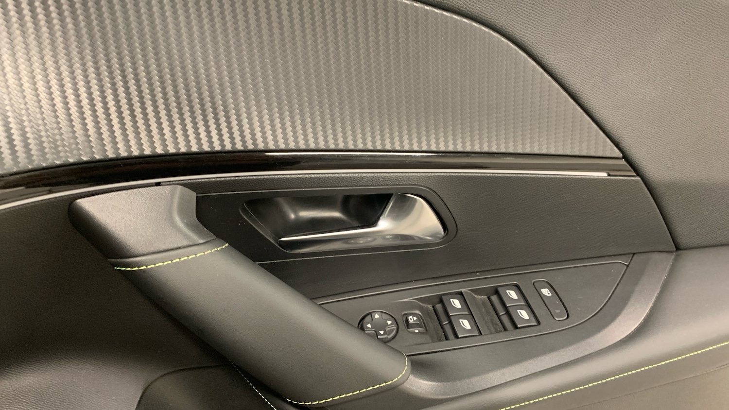 Used Peugeot 2008 2024 for sale - 77599603: Photo 22