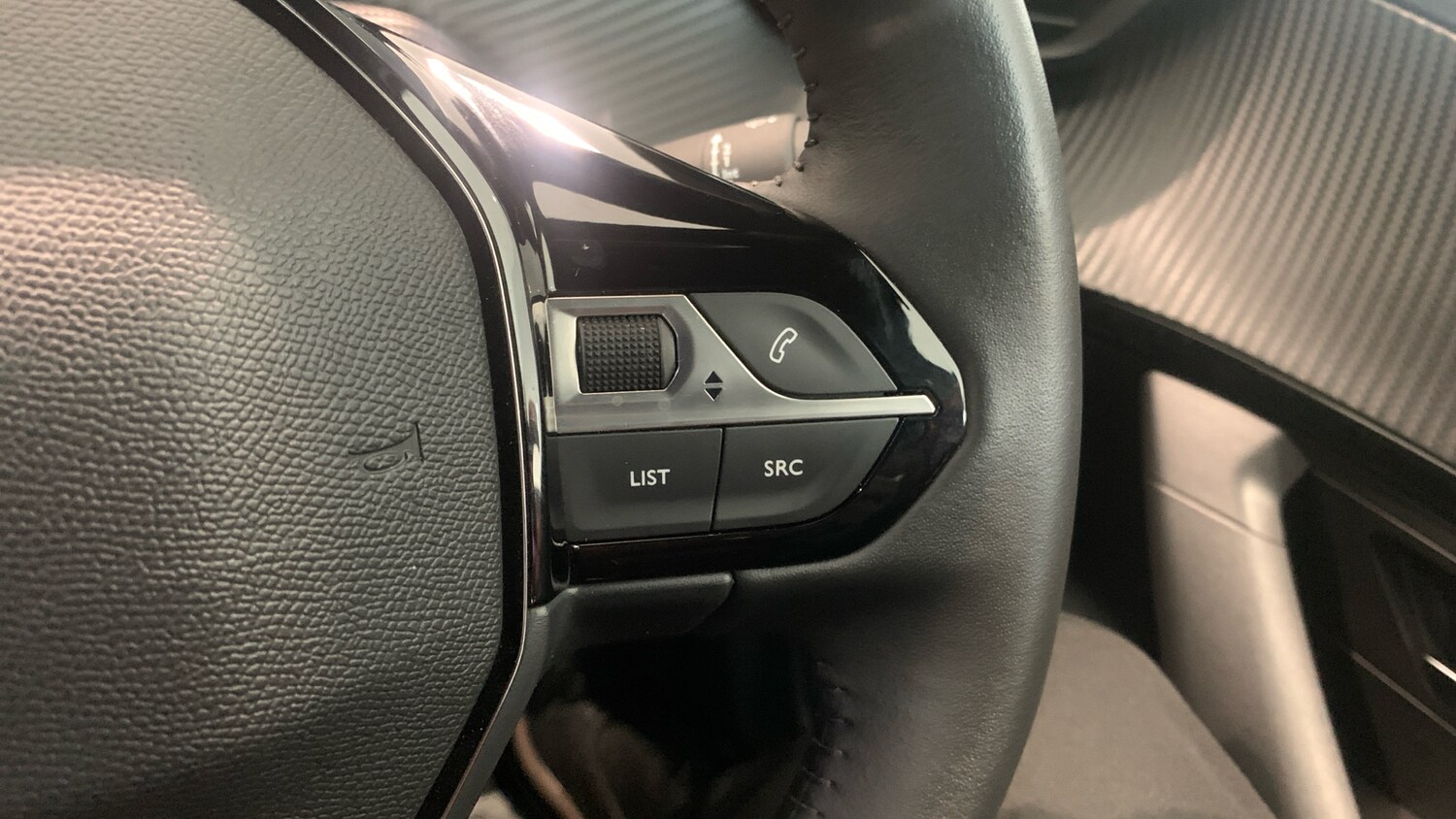 Used Peugeot 2008 2025 for sale - 76474361: Photo 24