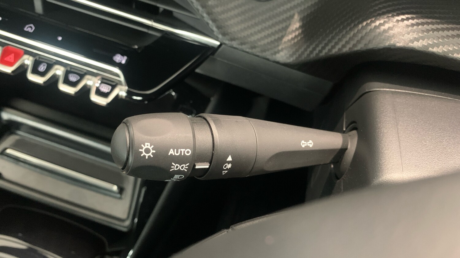 Used Peugeot 2008 2025 for sale - 76474361: Photo 27