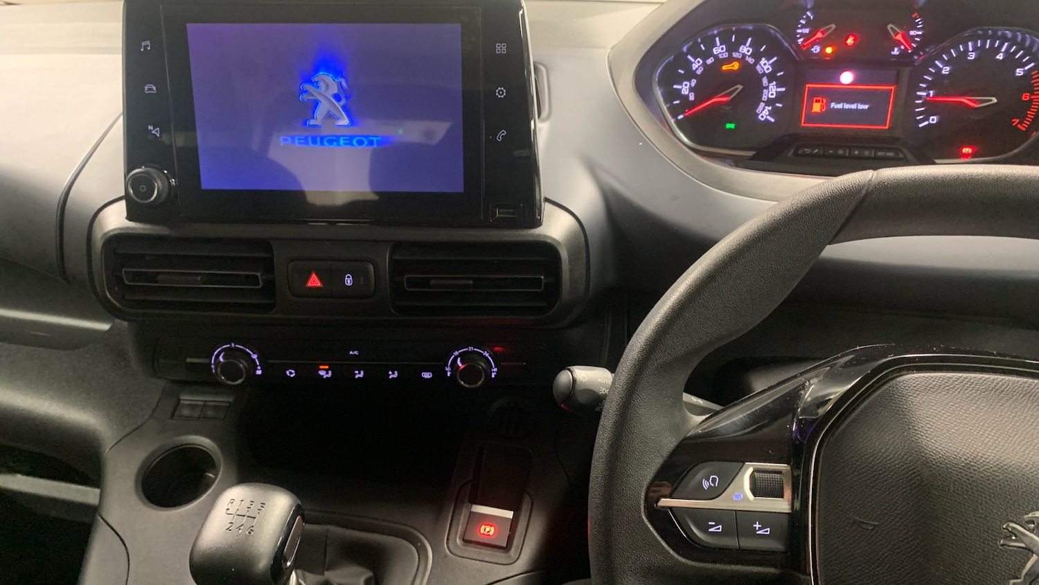 Used Peugeot Rifter 2022 for sale - 77132414: Photo 11