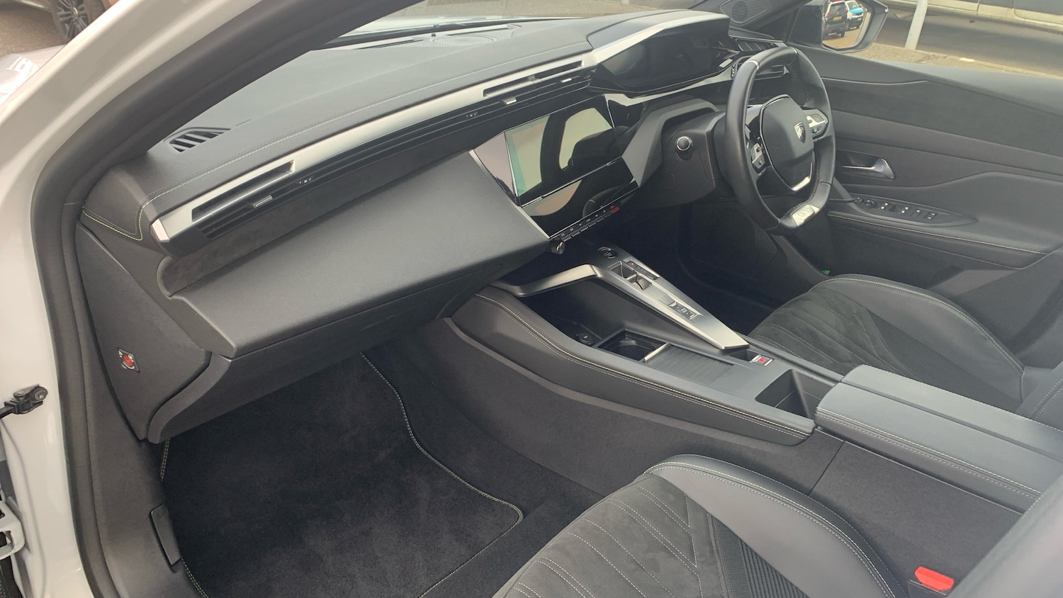 Used Peugeot 308 2024 for sale - 76634745: Photo 12