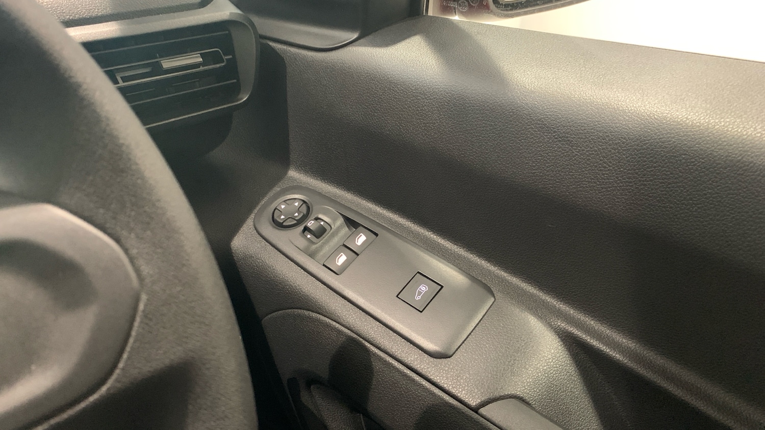 Used Peugeot Partner 2024 for sale - 76574468: Photo 22