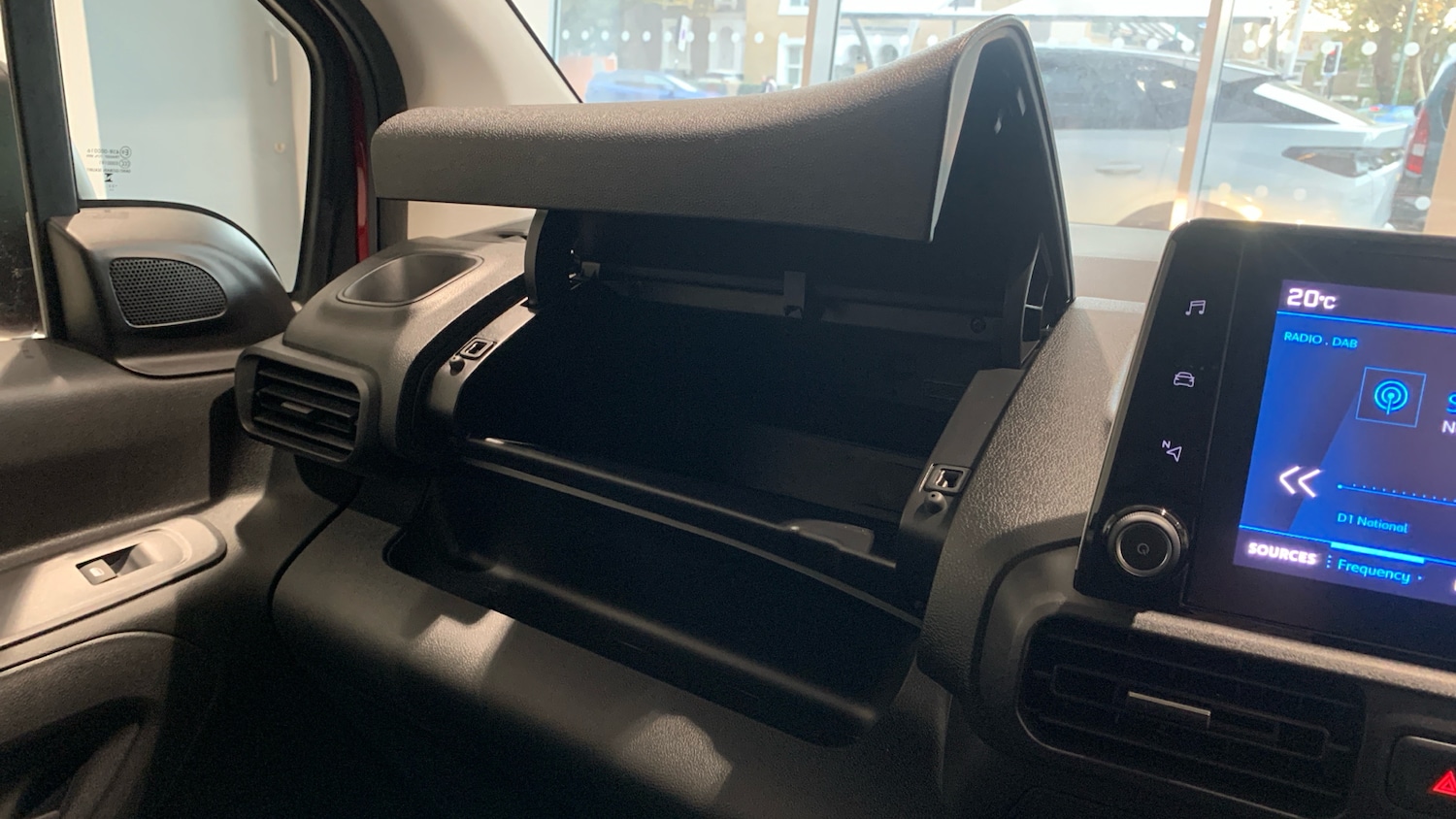 Used Peugeot Partner 2024 for sale - 76574468: Photo 26