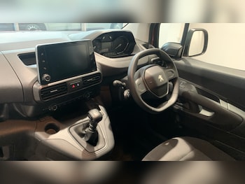 Used Peugeot Partner 2024 for sale - 76574468: Photo