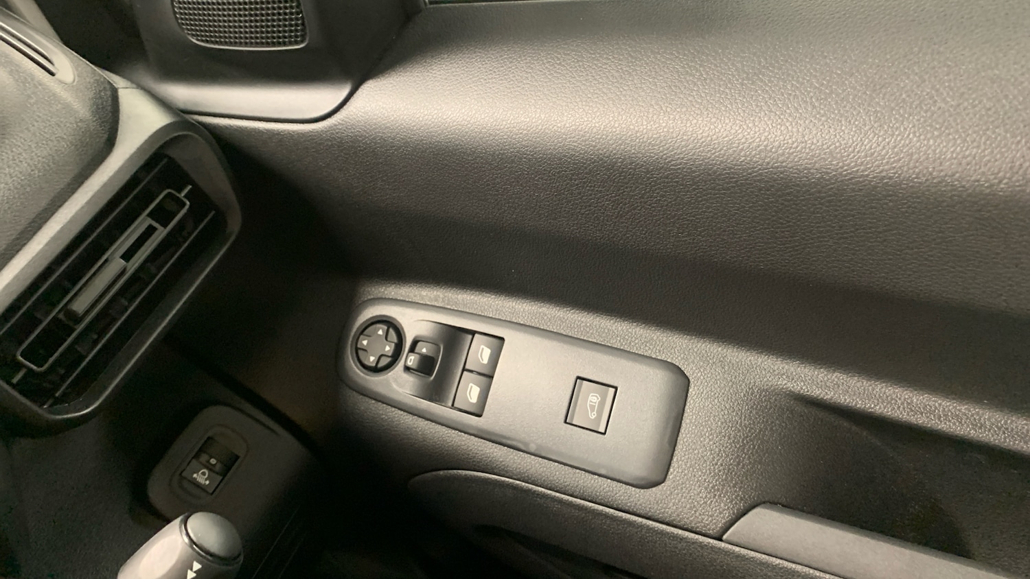 Used Citroen Berlingo 2023 for sale - 76574363: Photo 22