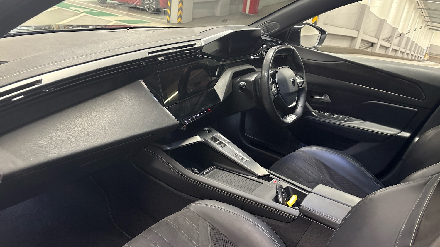 Used Peugeot 308 2022 for sale - 77030612: Photo 12