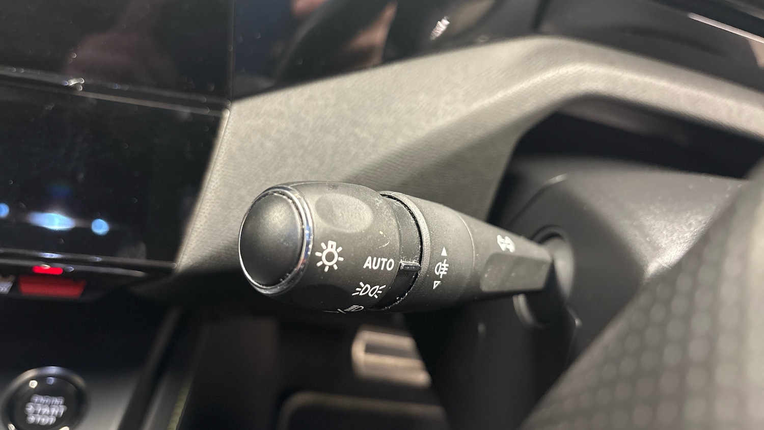 Used Peugeot 308 2022 for sale - 77030612: Photo 27