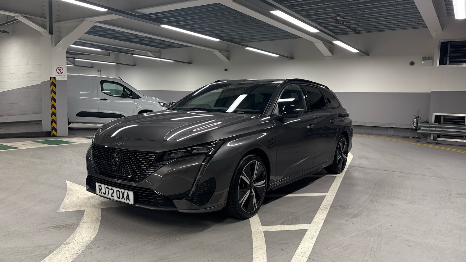 Used Peugeot 308 2022 for sale - 77030612: Photo 7