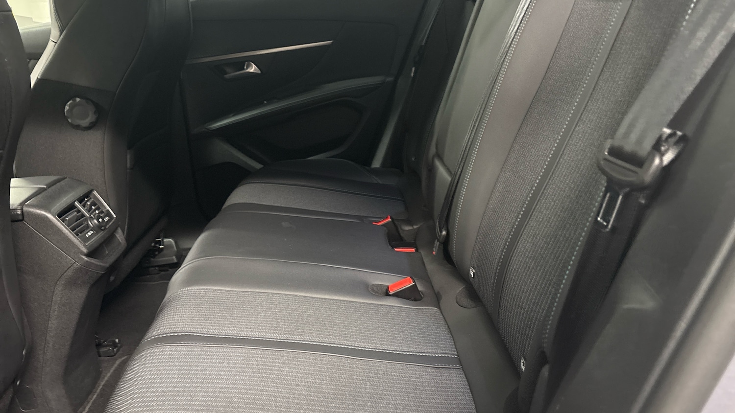 Used Peugeot 3008 2022 for sale - 77634344: Photo 33