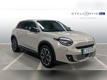 Used Fiat 600 2025 for sale - 77359776: Photo