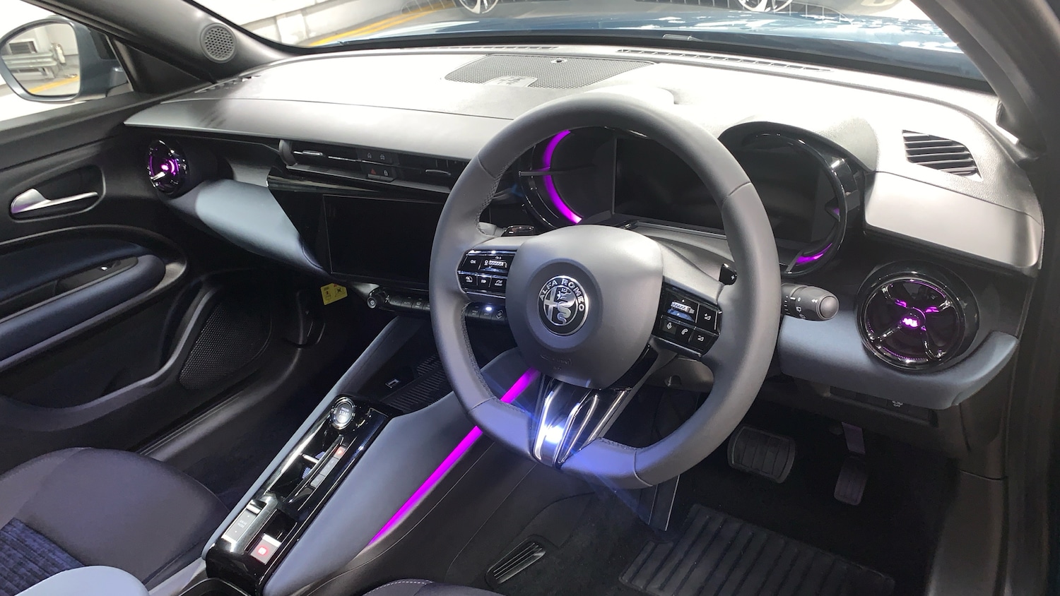 Used Alfa Romeo Junior 2025 for sale - 77479937: Photo 11