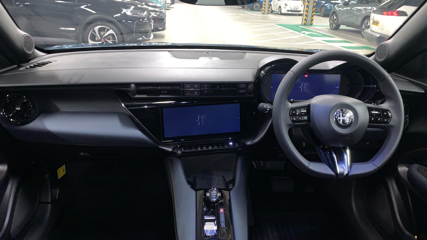 Used Alfa Romeo Junior 2025 for sale - 77479937: Photo 4