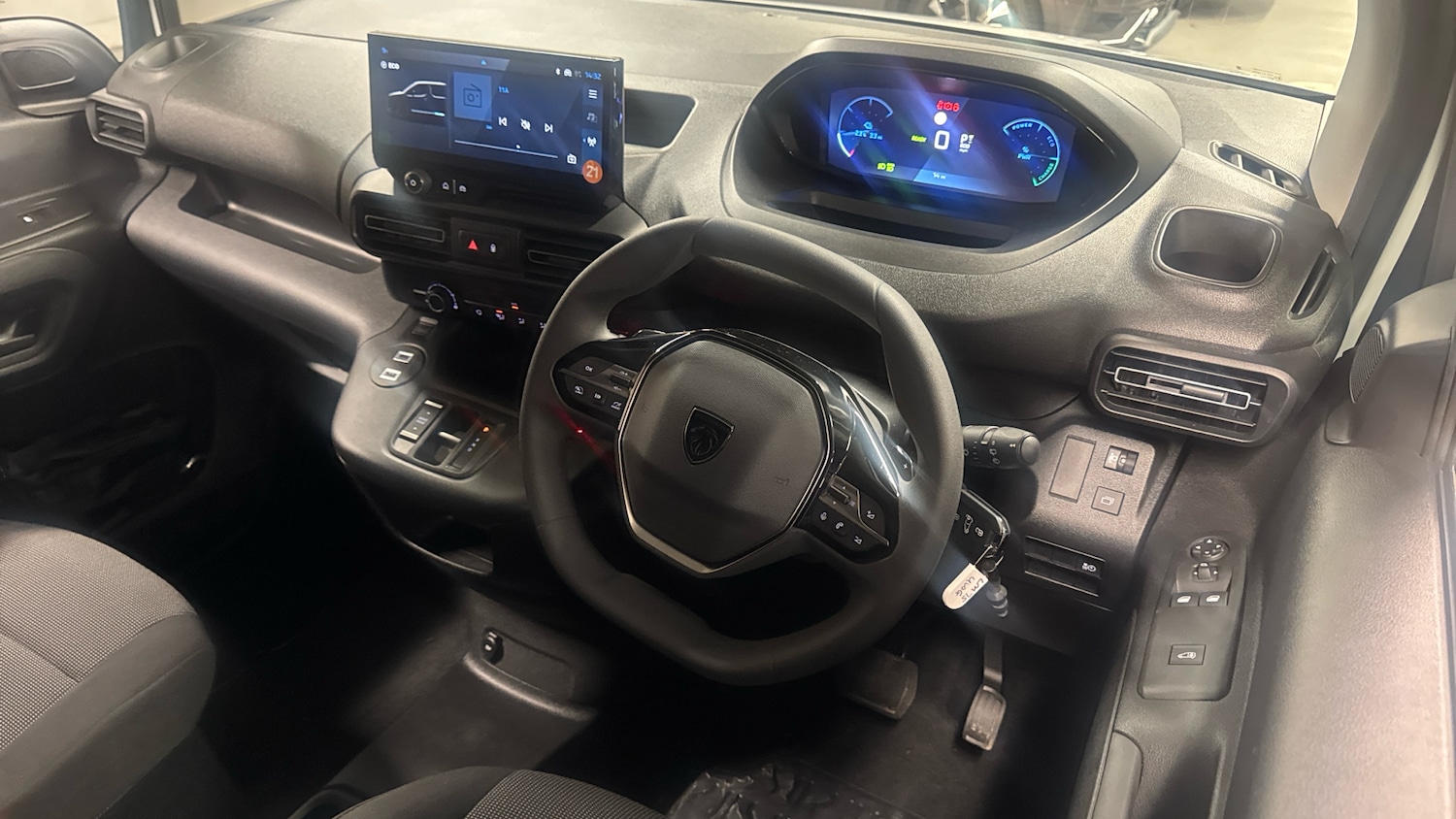 Used Peugeot Partner 2025 for sale - 76803283: Photo 4