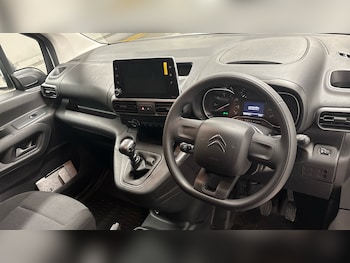 Used Citroen Berlingo 2023 for sale - 76856183: Photo